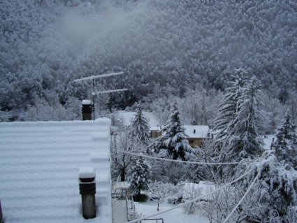  Image name: molino 2008 pasqua 016.jpg 
 width: 425 pixel 
 height: 319 pixel 
 Size: 131583 bytes 
 Click to enlarge 